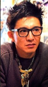 木村拓哉さんのオシャレ眼鏡はどこのブランドなのか🤔❓