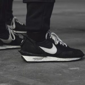 UNDERCOVER×NIKE"Daybreak"の人気が凄い